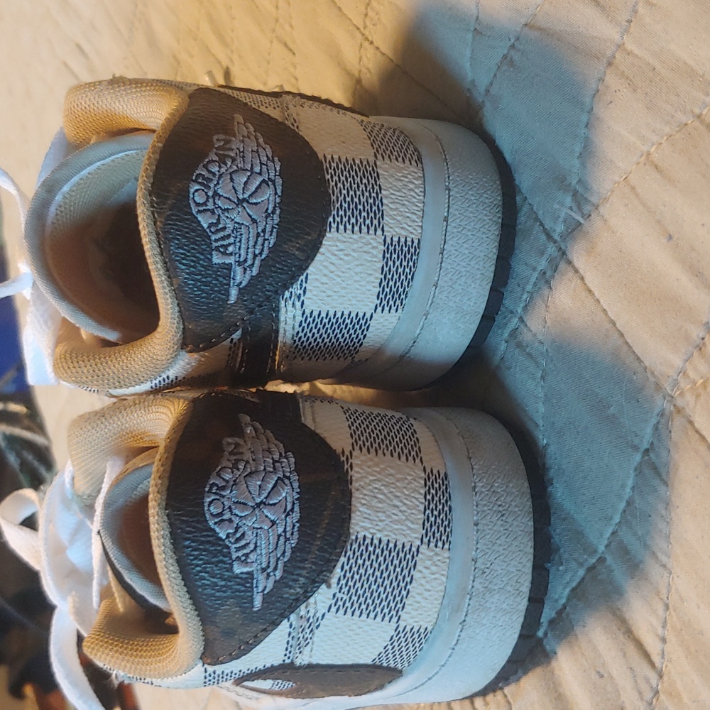 Jordans Travis Scott - Picture 3 of 8